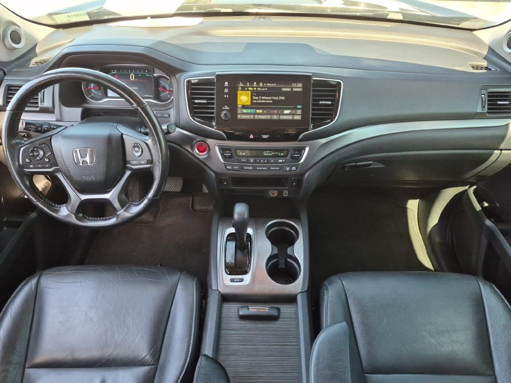 Used 2019 Black Honda EX-L image 21