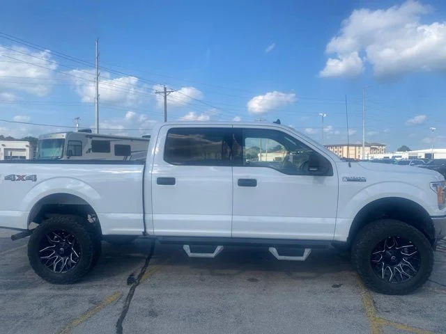 Used 2020 White Ford XLT image 4