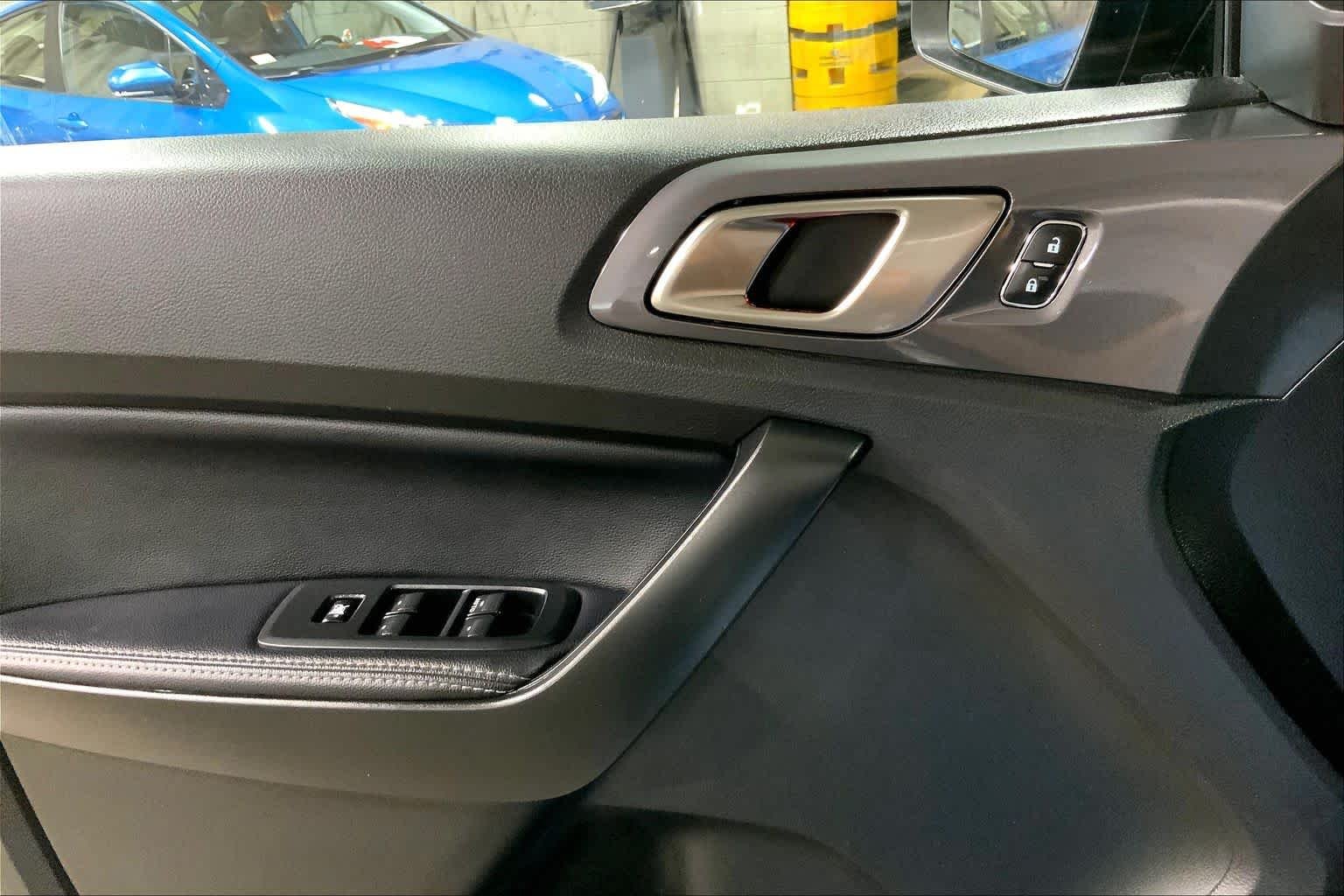 Used 2022 Shadow Black Ford LARIAT image 36