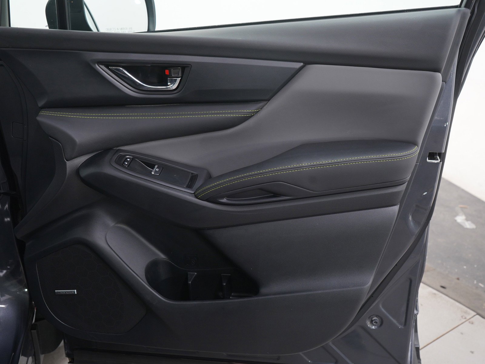 Used 2023 Magnetite Gray Metallic Subaru Onyx Edition image 13