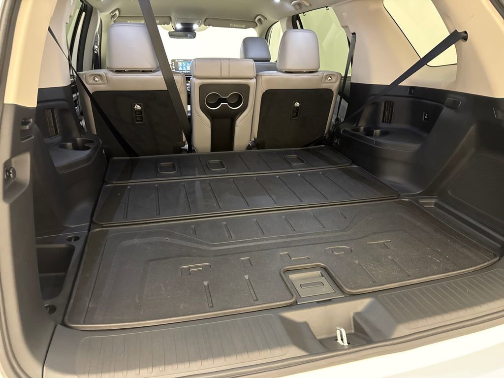 2025 Honda Pilot EX-L - Photo 45