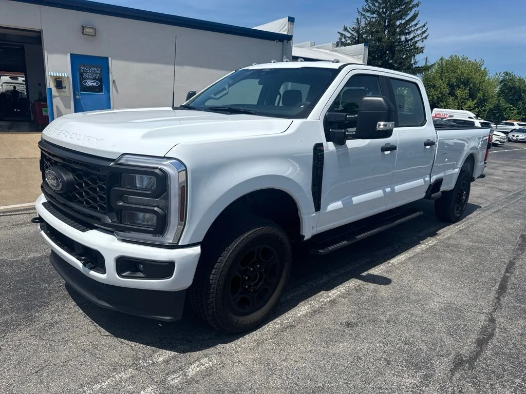 Certified Used 2024 Oxford White Ford XL image 8