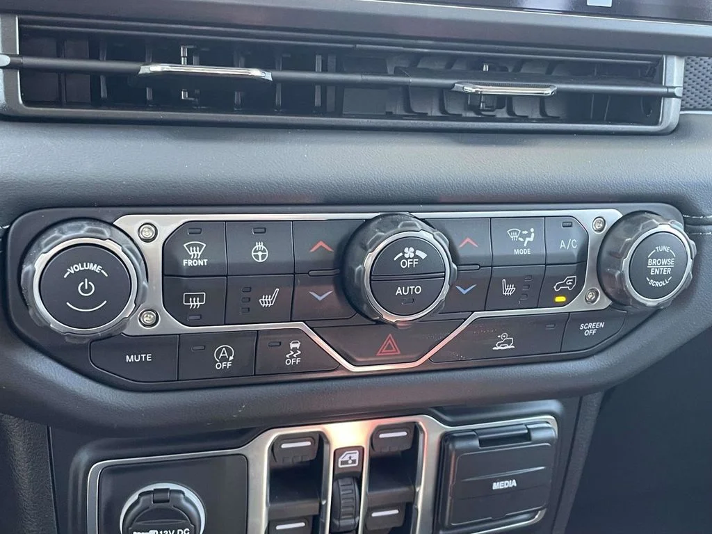 New 2026 41 Exterior Paint Jeep Mojave image 35