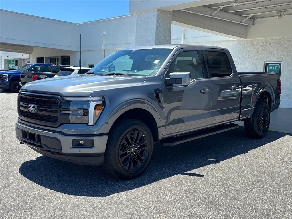 New 2026 Carbonized Gray Metallic Ford Lariat® image 23