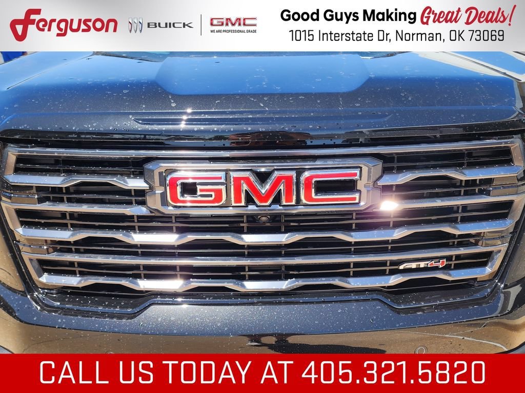 2026 GMC Acadia AT4 - Photo 10