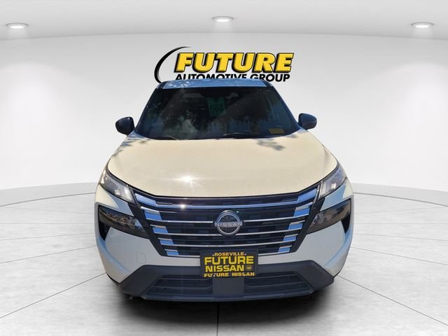 Used 2024 White Nissan S image 2