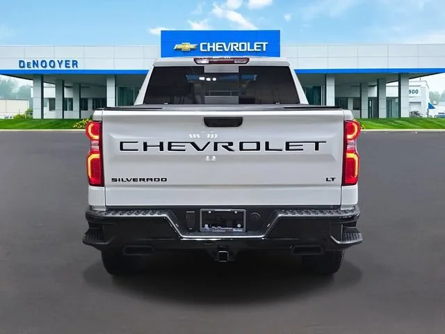New 2026 Summit White Chevrolet LT Trail Boss image 7