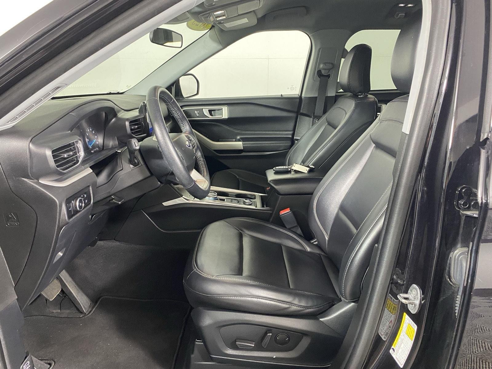Used 2023 Agate Black Ford XLT image 13