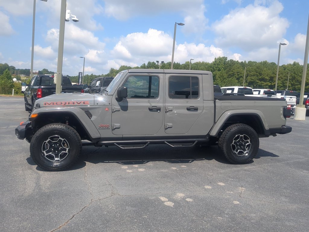Used 2021 Sting-Gray Clearcoat Jeep Mojave image 8