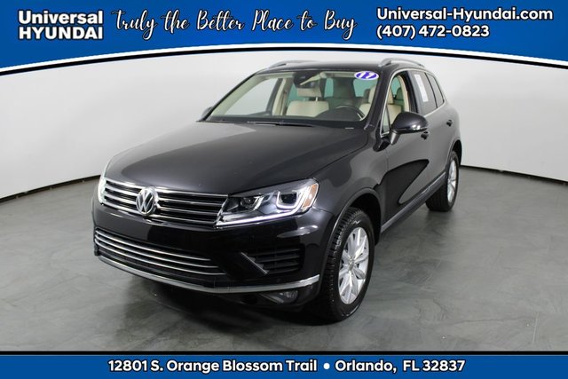 2017 Volkswagen Touareg V6 Sport