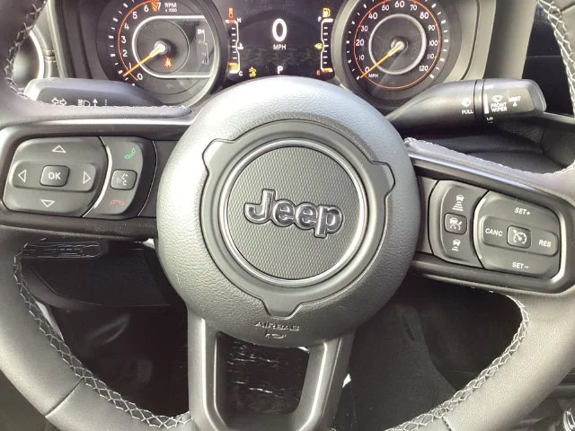 New 2026 Bright White Clearcoat Jeep SAHARA 4X4 image 12
