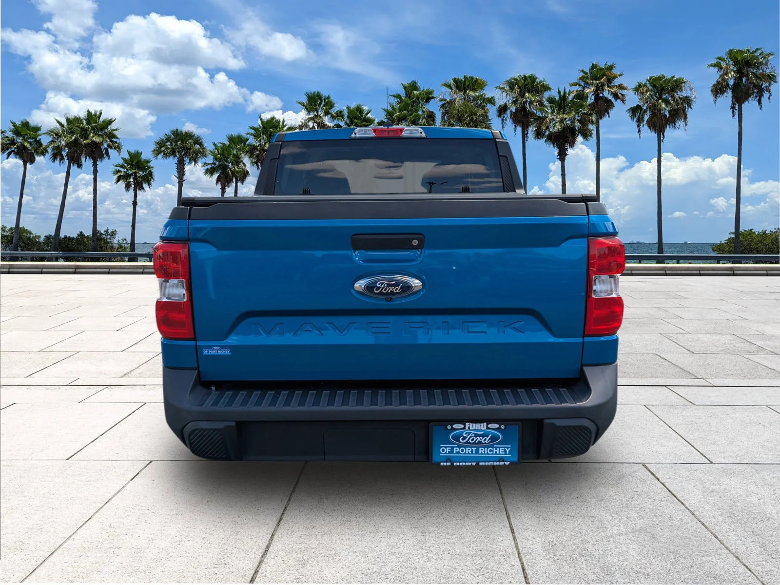 Certified Used 2022 Velocity Blue Metallic Ford XL image 7
