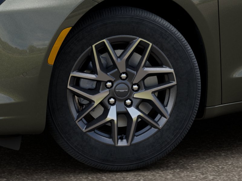 New 2027 Olive Green Pearl-Coat Exterior Paint Chrysler Limited image 4