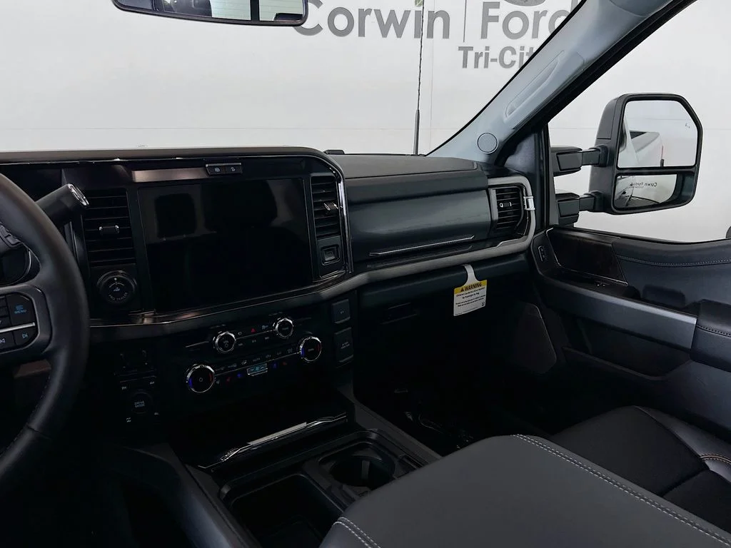 New 2026 Carbonized Gray Metallic Ford Lariat image 27