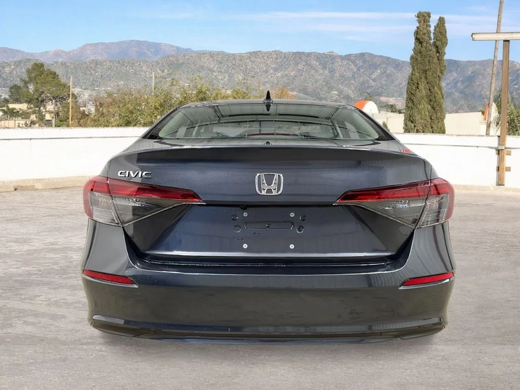 New 2026 Meteorite Gray Metallic Honda LX image 4