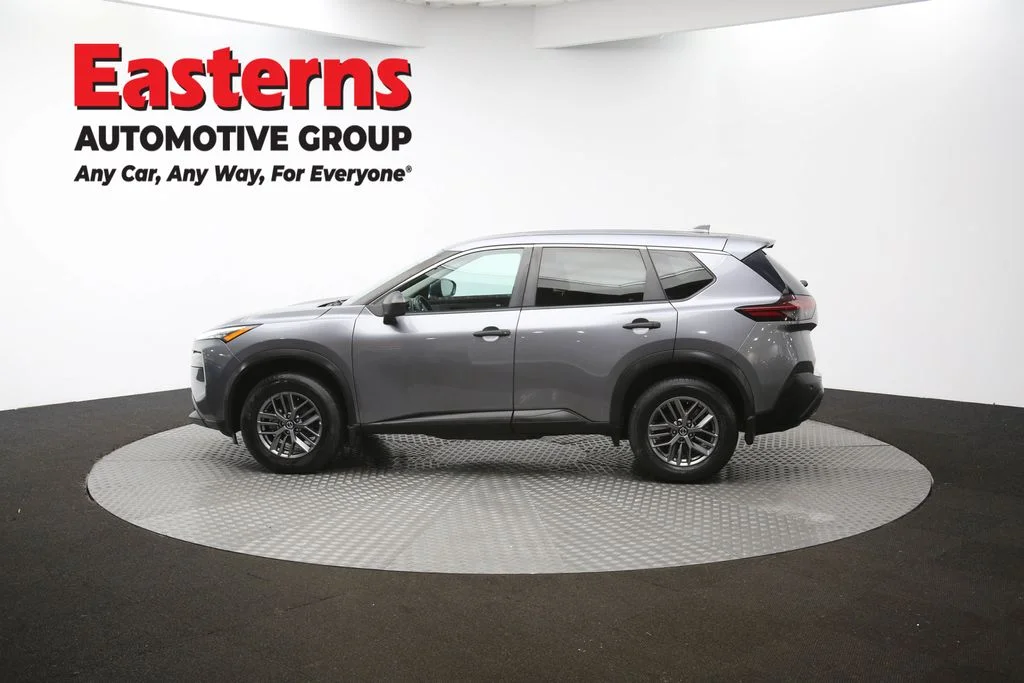 Used 2021 Gray Nissan S image 61