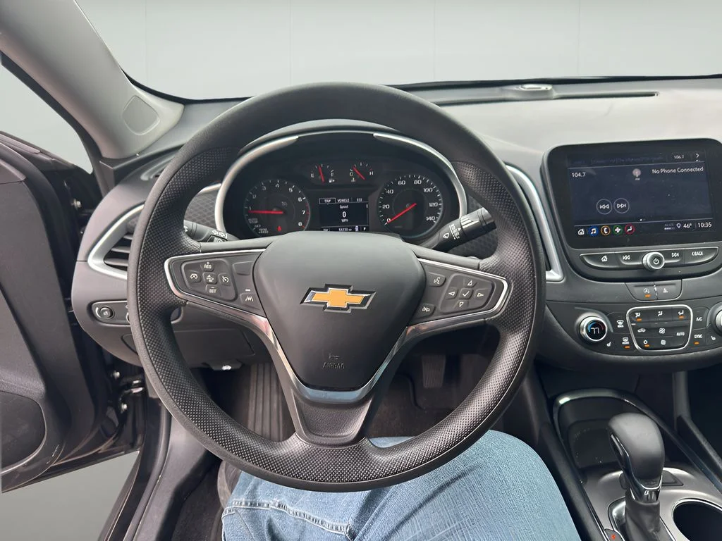 Used 2023 Mosaic Black Metallic Chevrolet LT image 18