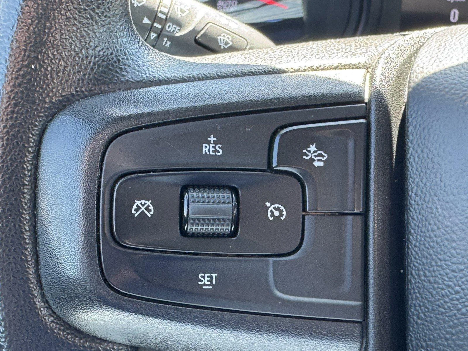 Used 2025 Summit White GMC Pro image 18