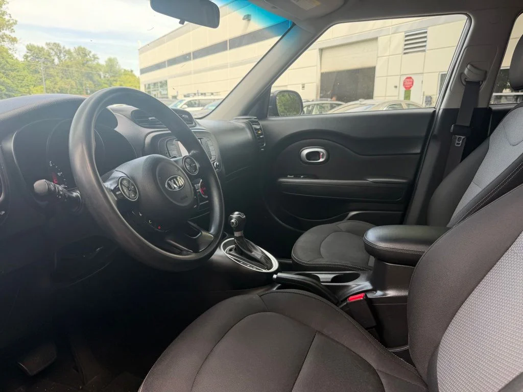 Used 2017 Shadow Black Kia Plus image 14