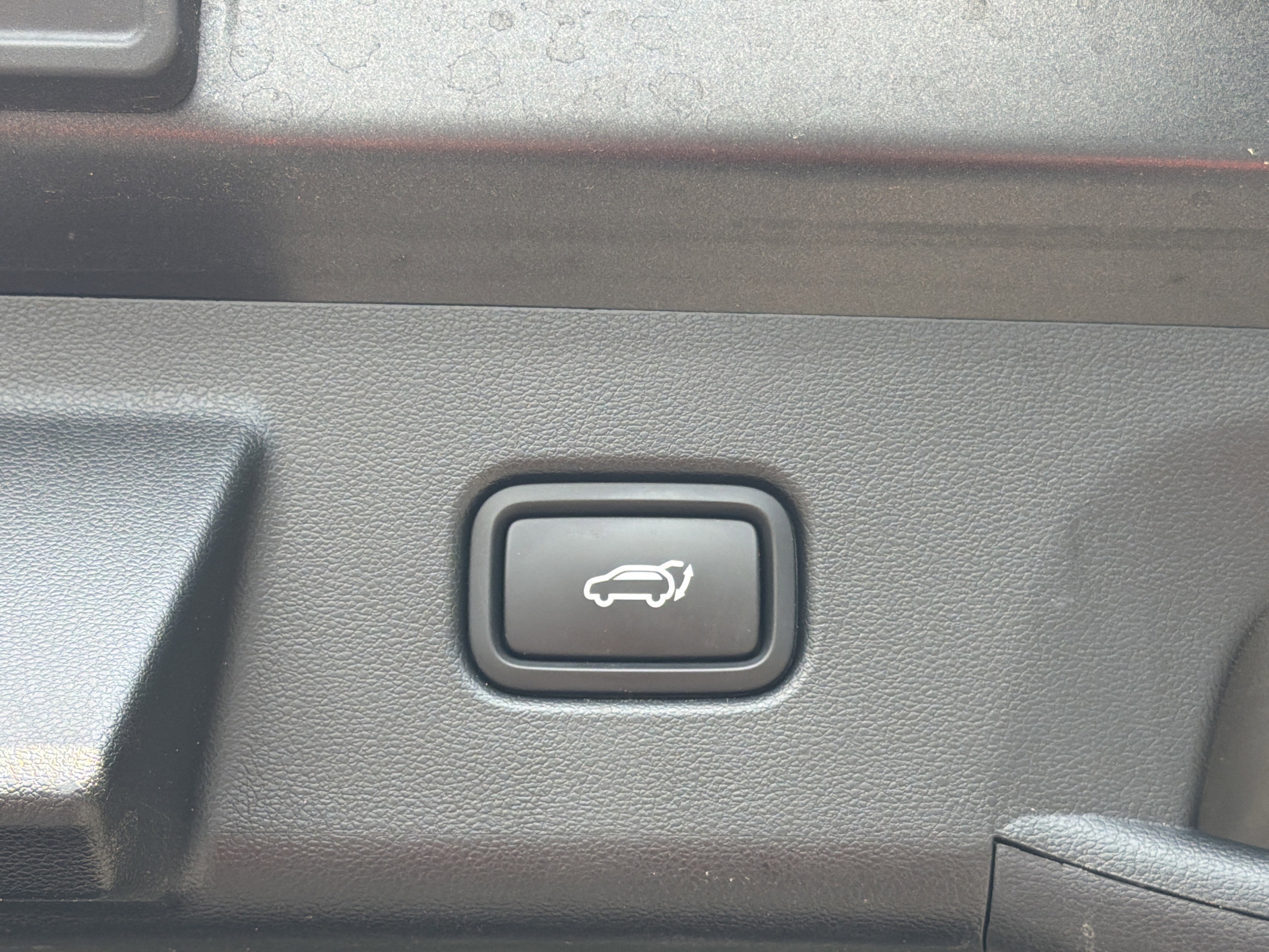 Used 2024 Dark Gray Metallic Hyundai SEL image 24