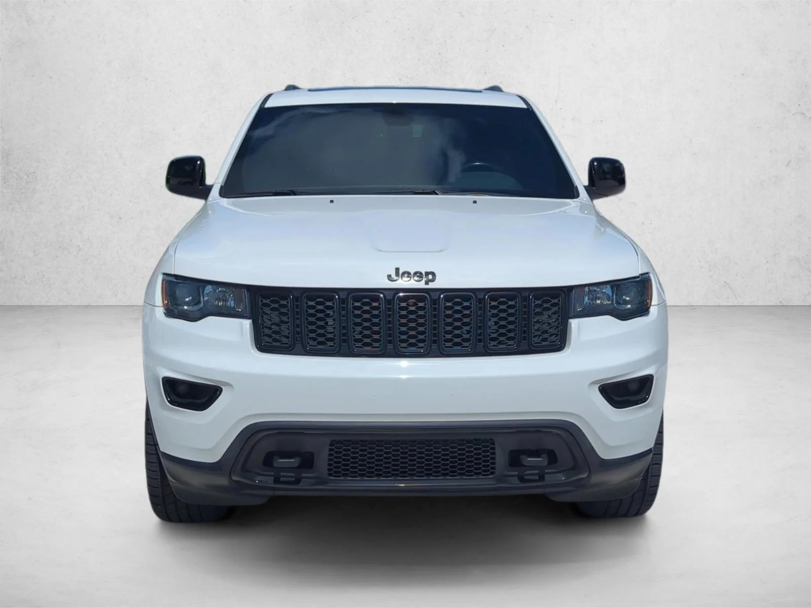 Used 2018 Bright White Clearcoat Jeep Upland image 2