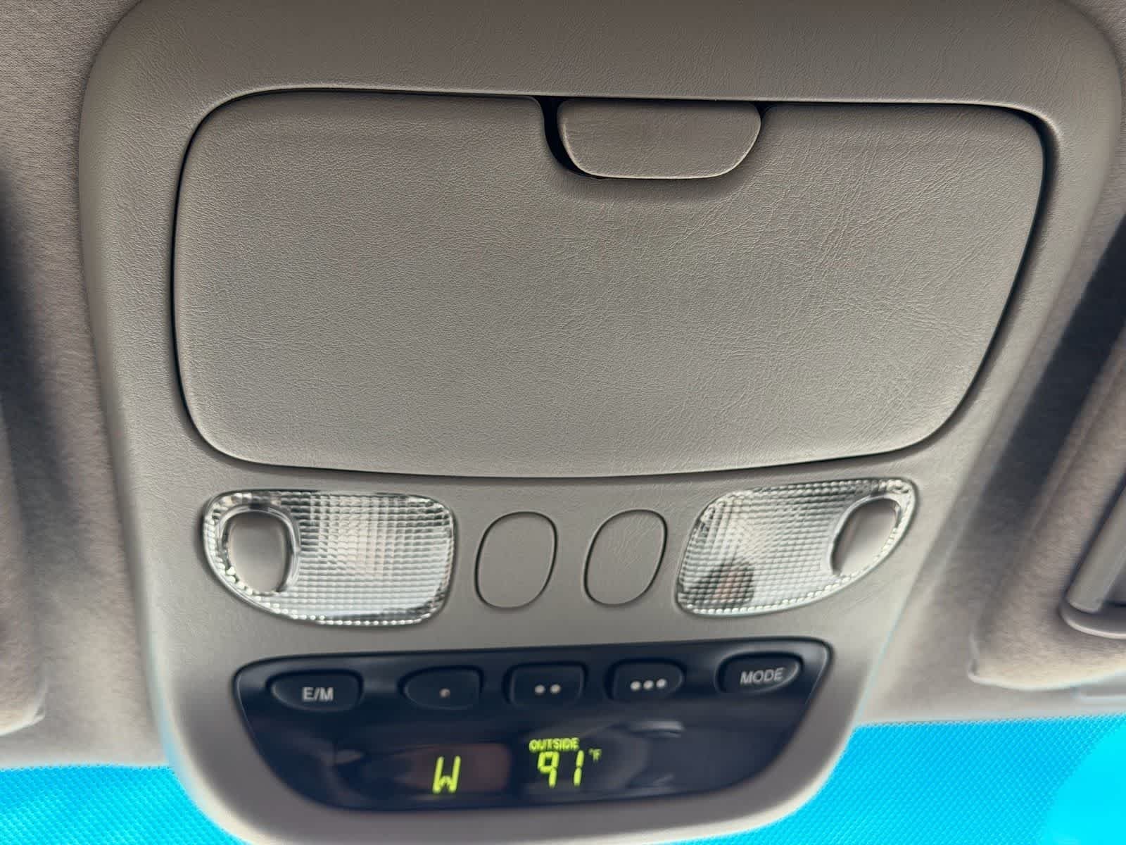 Used 2005 Phantom Gray Pearl Toyota SR5 image 19