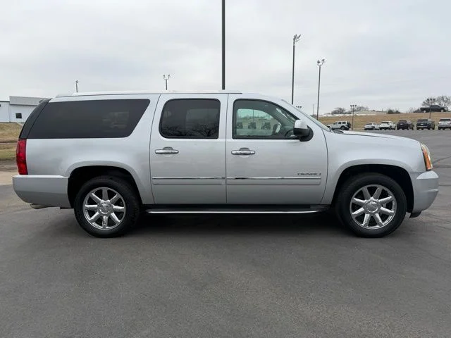Used 2014 Silver GMC Denali image 8