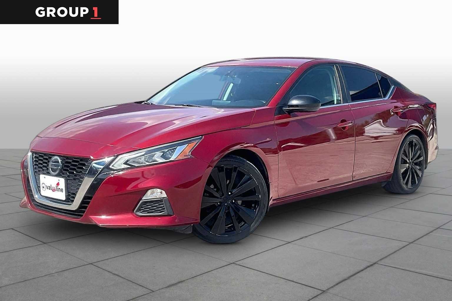 Pre-Owned 2019 Nissan Altima 2.5 SR FWD 4dr Car
