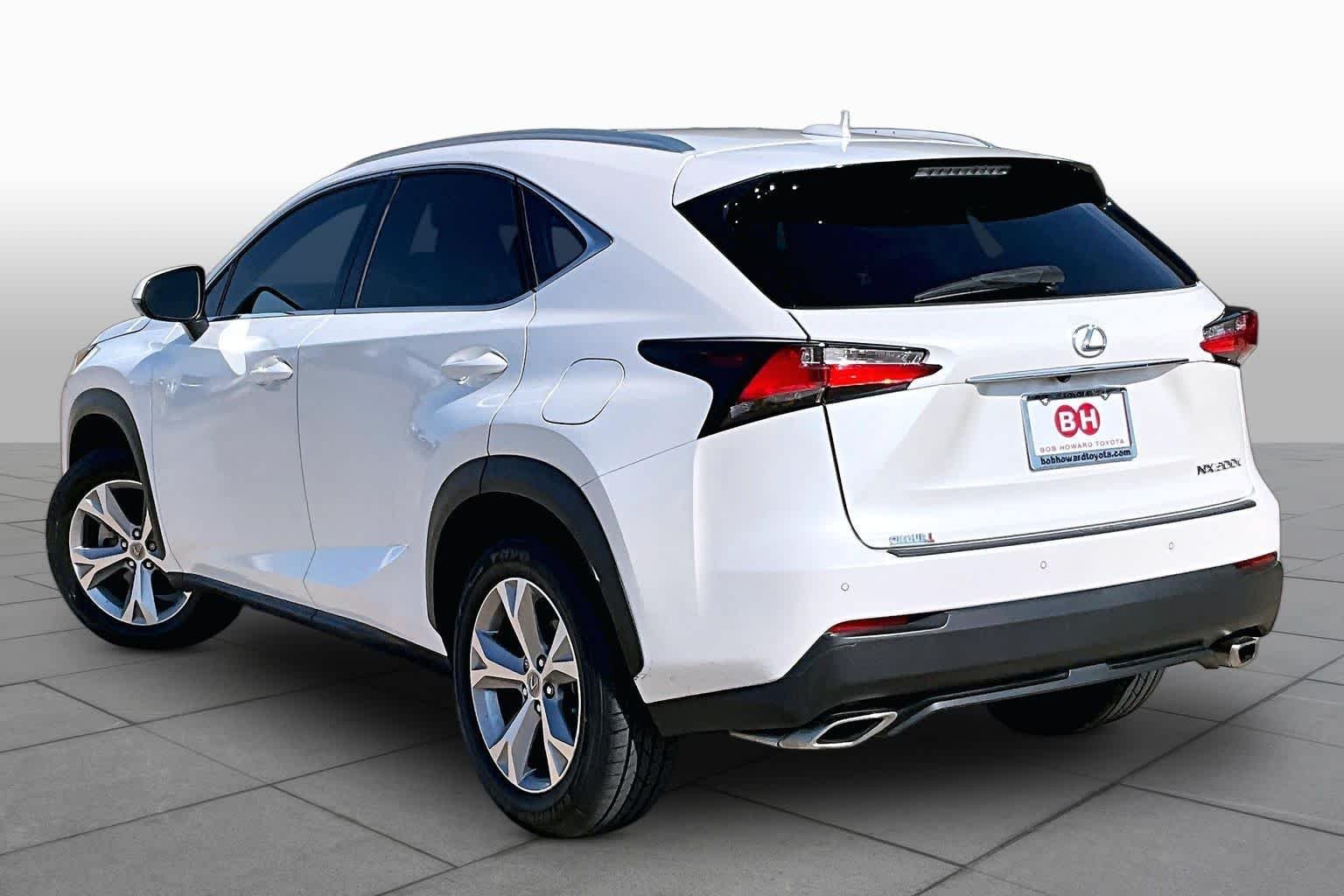 Used 2017 Eminent White Lexus  image 11