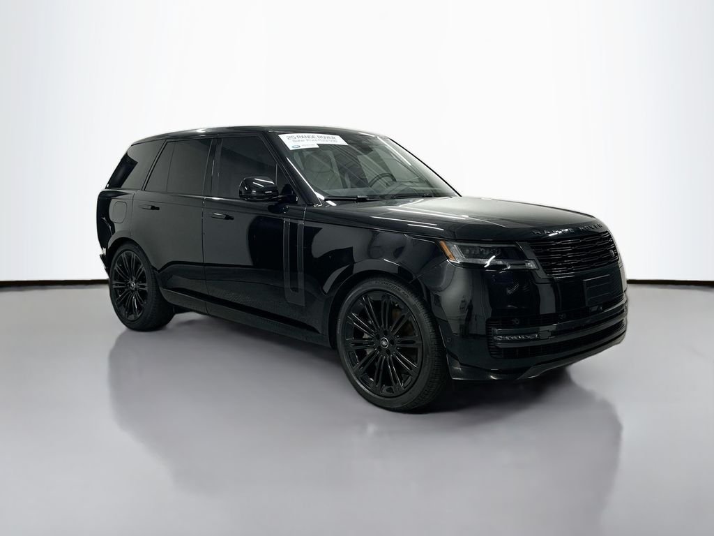 Certified Used 2025 Black Land Rover SE image 7
