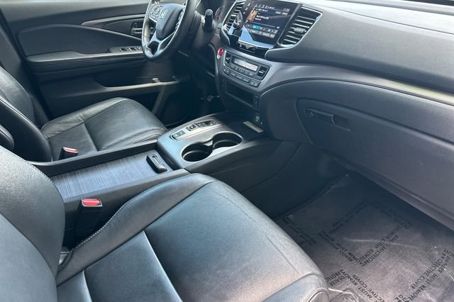 Used 2022 White Honda Special Edition image 19