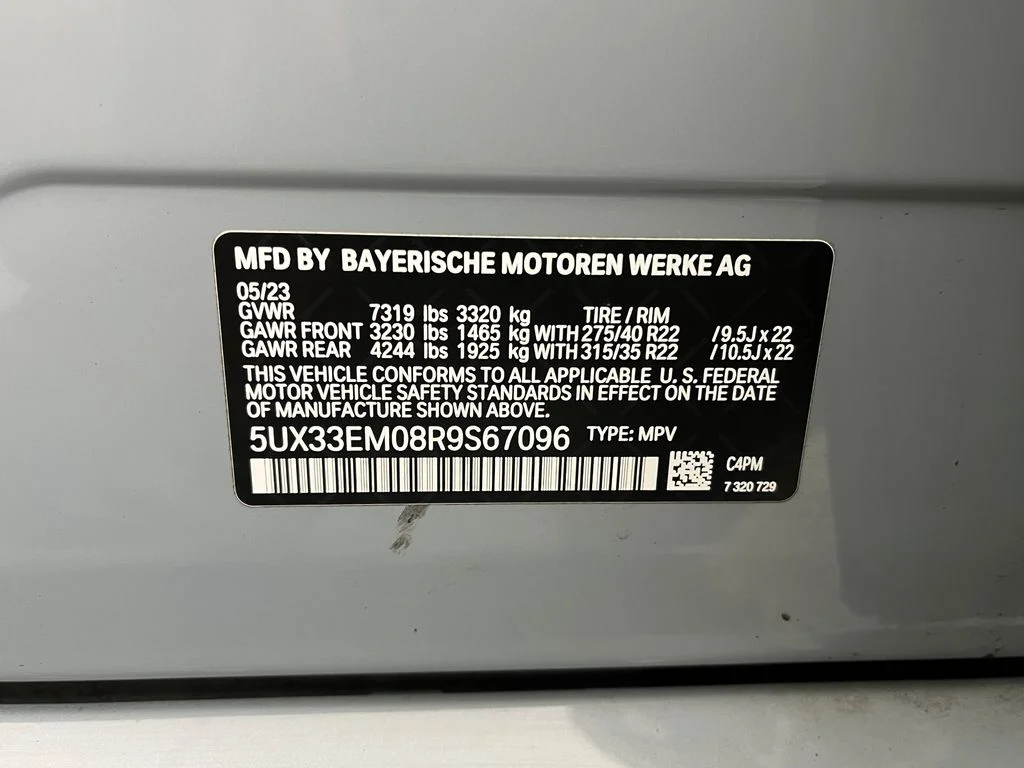 Used 2024 Gray BMW M60i image 31