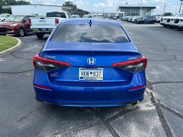 Used 2022  Honda Sport image 5