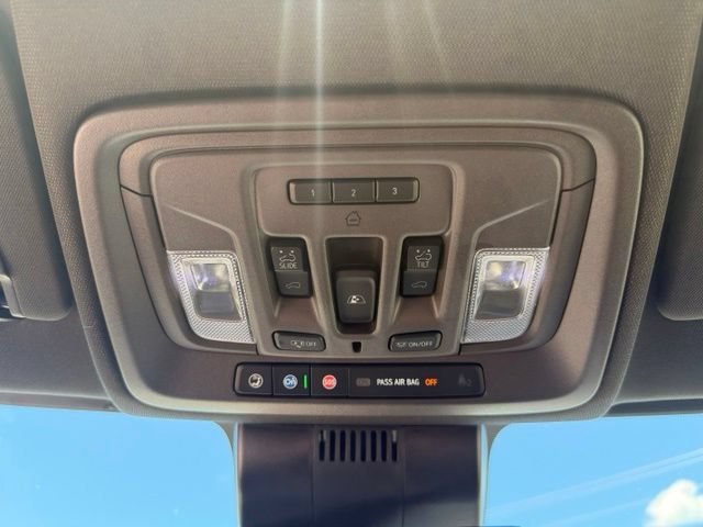 2024 Chevrolet Silverado 1500 LTZ - Photo 37