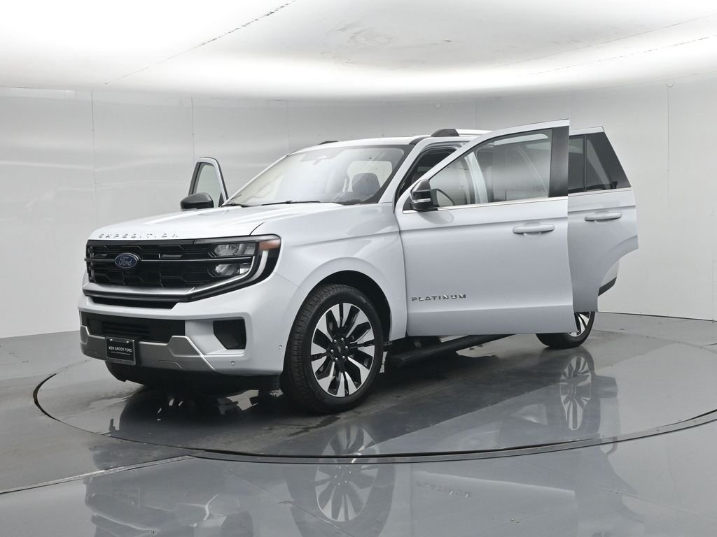 Used 2025 Silver Ford Platinum image 38
