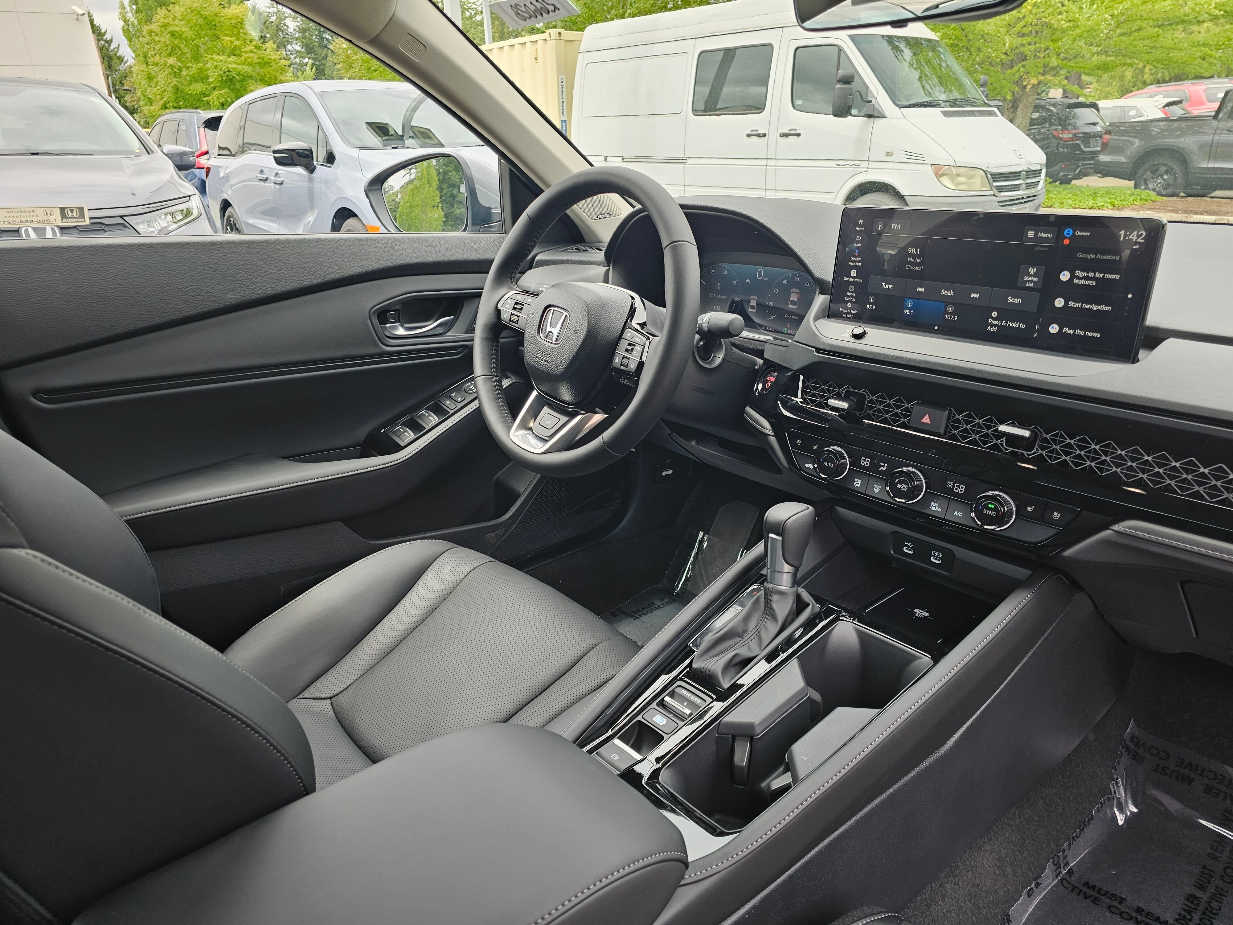 New 2026 Urban Gray Pearl Honda Touring image 12