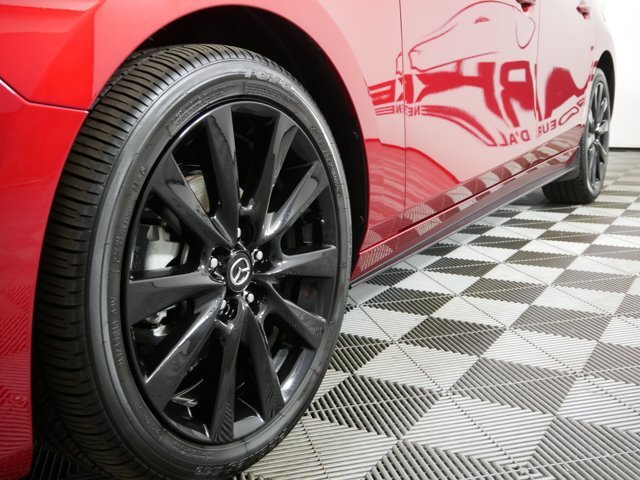 Used 2025 Soul Red Crystal Metallic Mazda SE image 2
