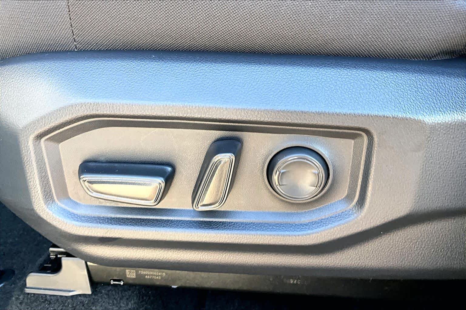 Certified Used 2026 Ice Cap Toyota SR5 image 32