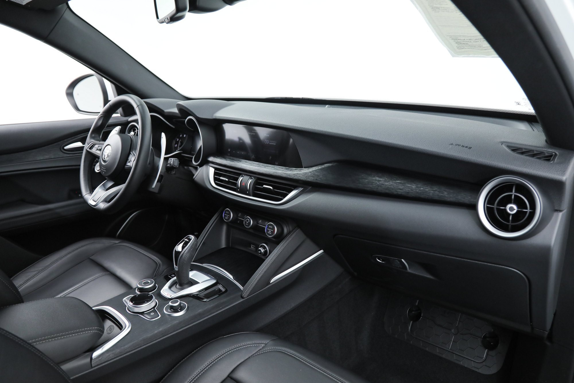 Used 2023 White Alfa Romeo Sprint image 10