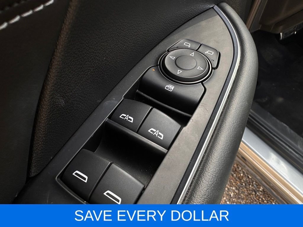 Used 2023 Gray Buick Preferred image 8