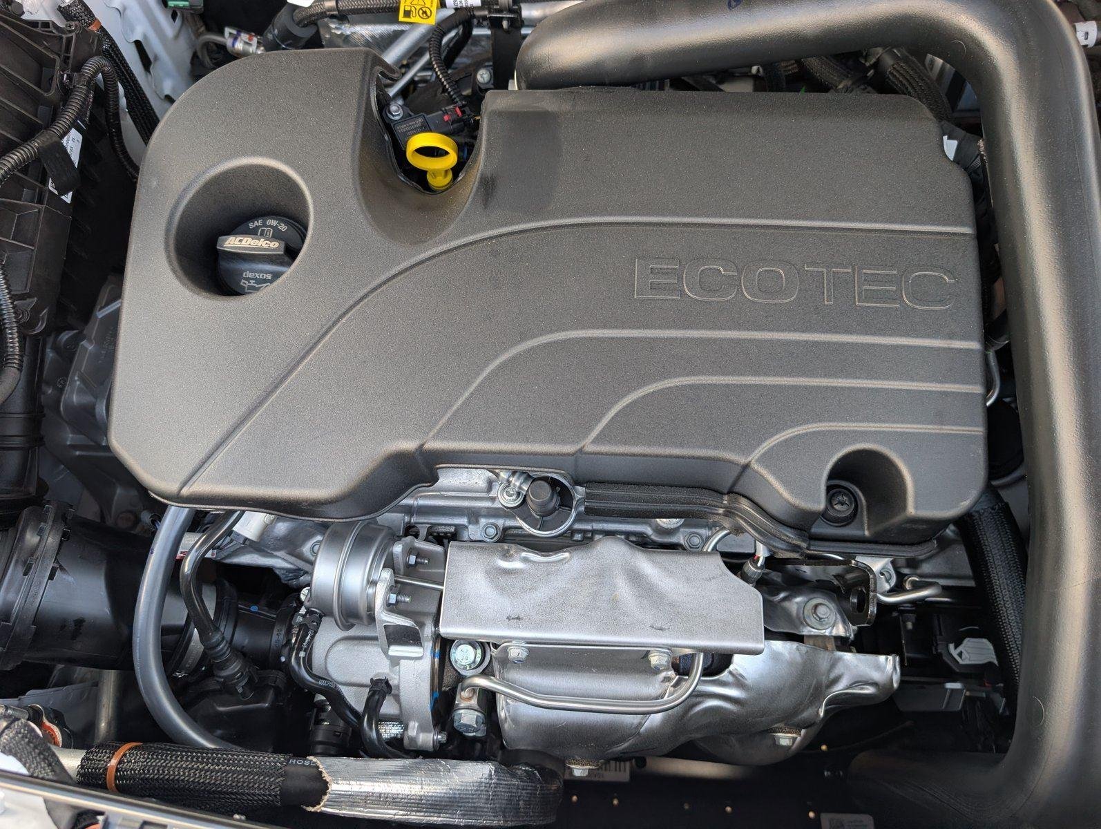 New 2026 Summit White Chevrolet LT image 38