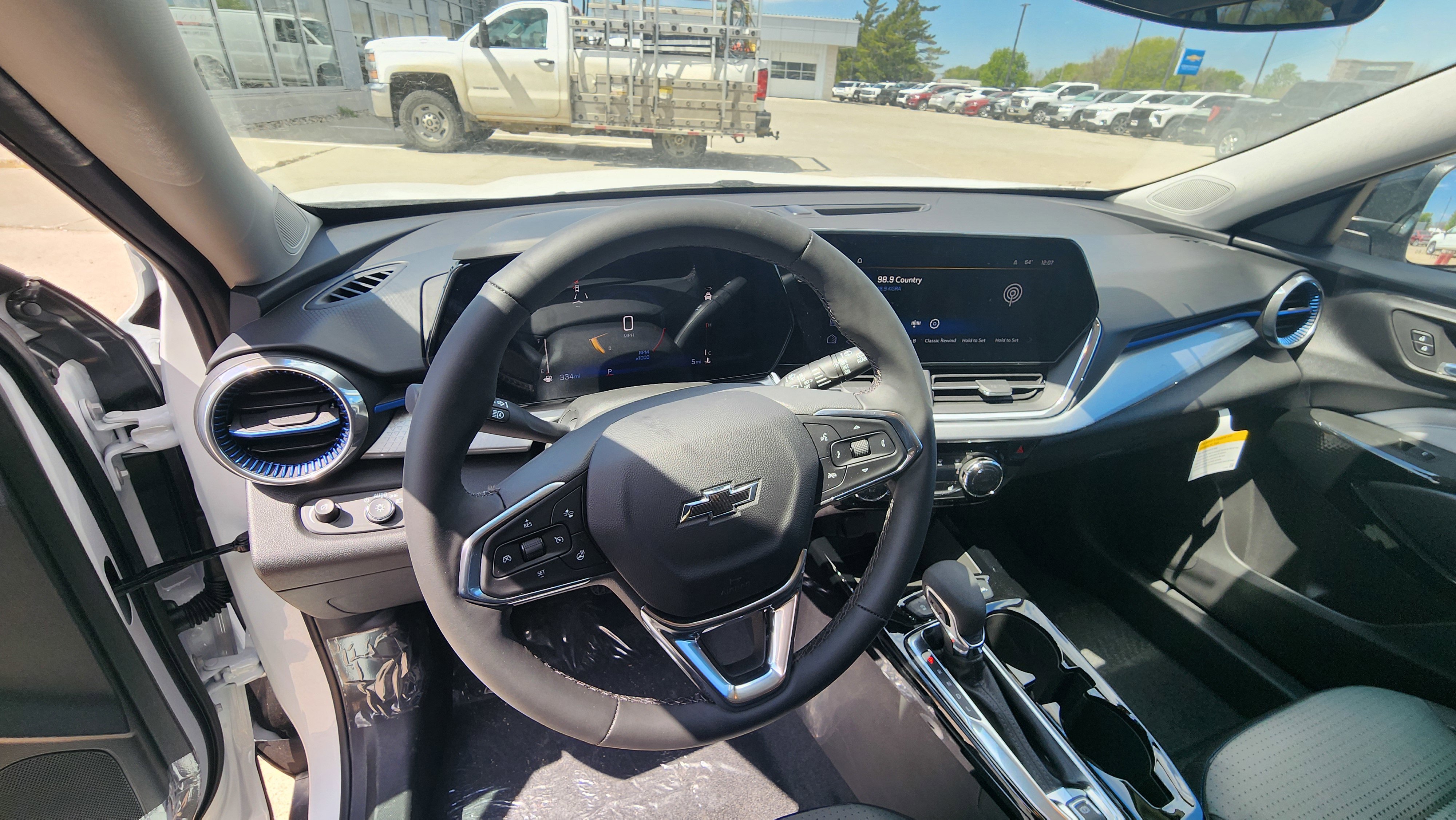 New 2026 Summit White Chevrolet LT image 15