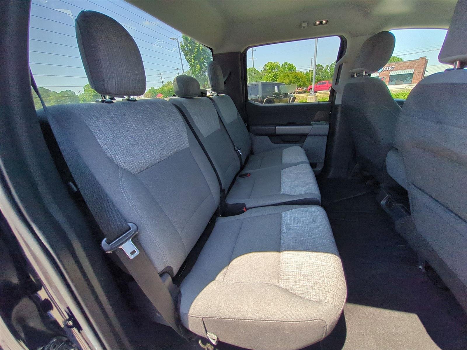 Used 2021 Antimatter Blue Ford XLT image 34
