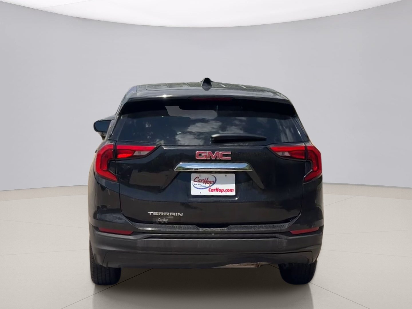 Used 2019 Black Gmc SLE image 4