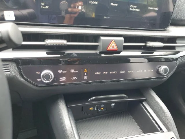 New 2027 Gray Kia S image 32