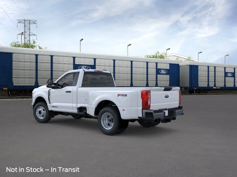 New 2026 Oxford White Ford F-350® XLT image 4