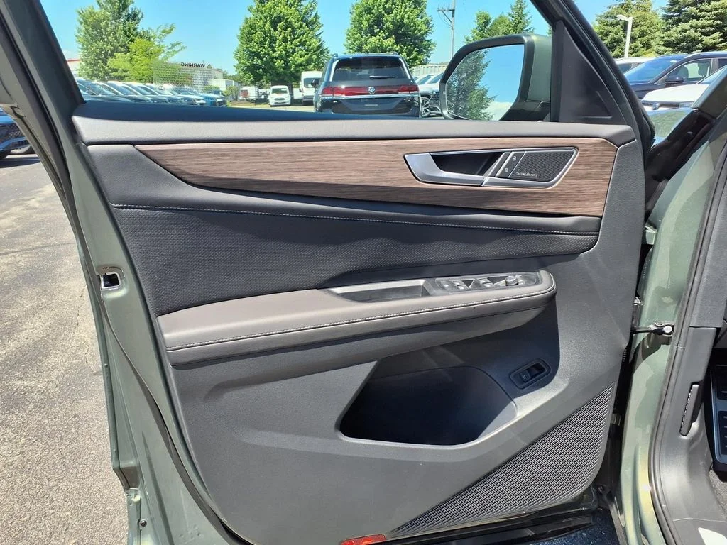 New 2026 Avocado Green Pearl Volkswagen 2.0T SEL Premium R-Line image 9