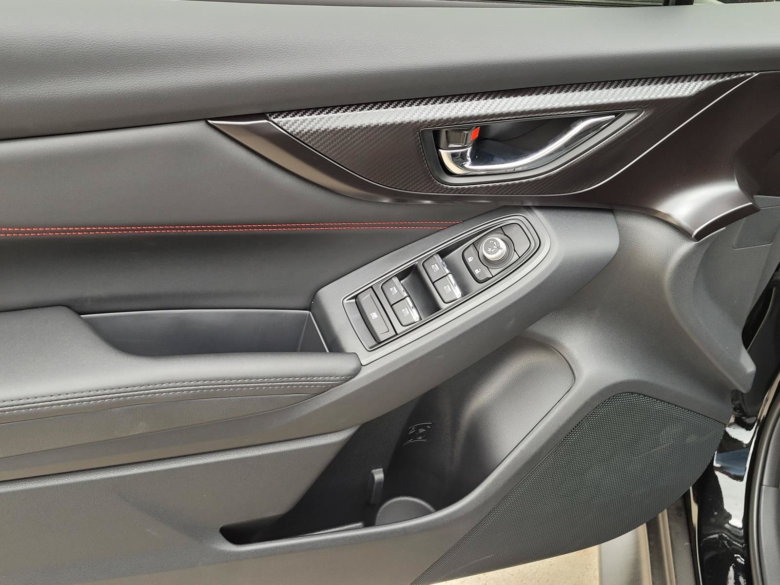 New 2026 CRYSTAL BLACK SILICA Subaru Premium image 4