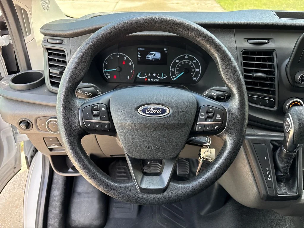Certified Used 2025 White Ford Base image 18