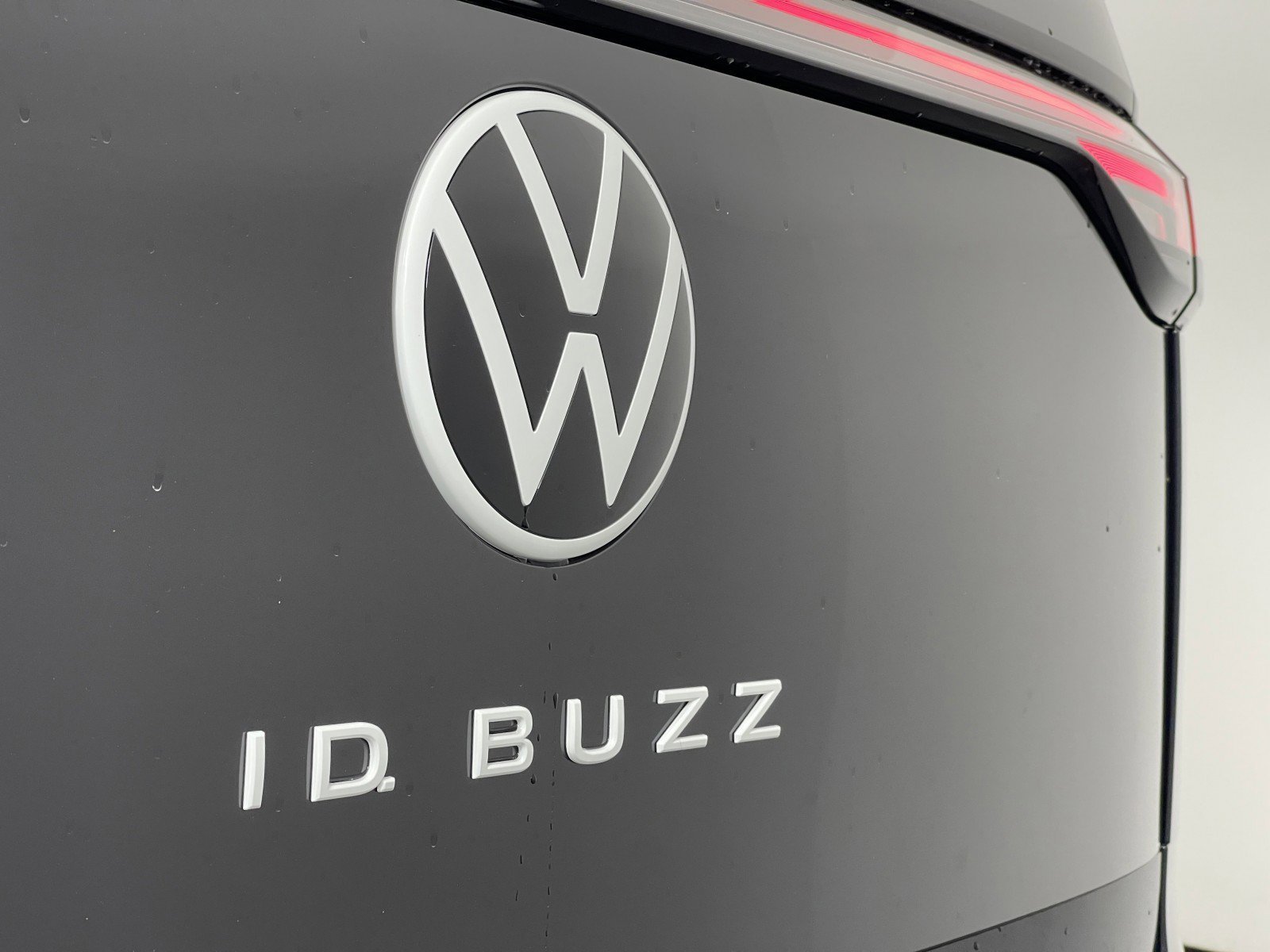 2025 Volkswagen ID. Buzz PRO S - Photo 13